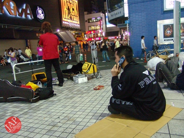 Exciting real street fight show at dangerous town, Kabukicho (56)