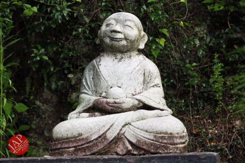 Nose-picking Buddha accept your prayer request with drunken Buddh0026